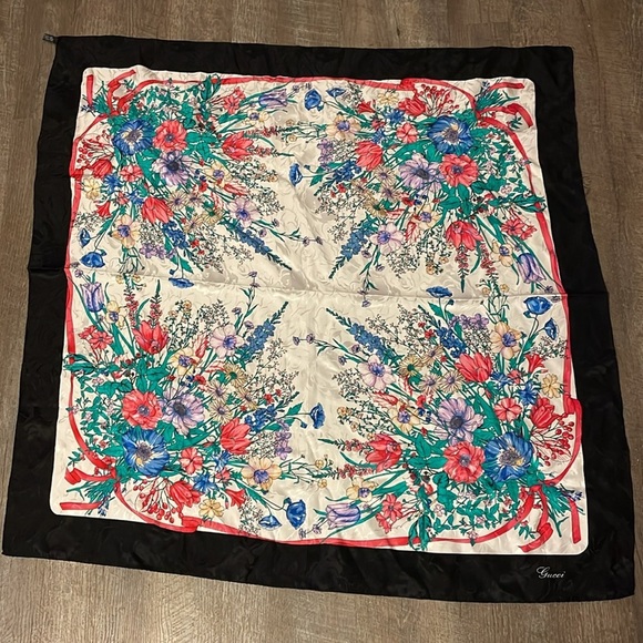 Gucci Vintage Floral Black Border Silk Square Scarf - Picture 1 of 16